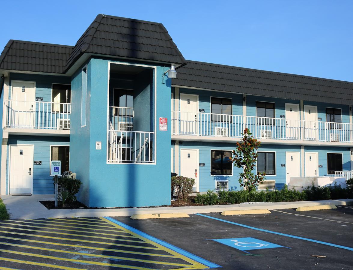Monte Carlo Inn- Near Disney Киссимми Экстерьер фото